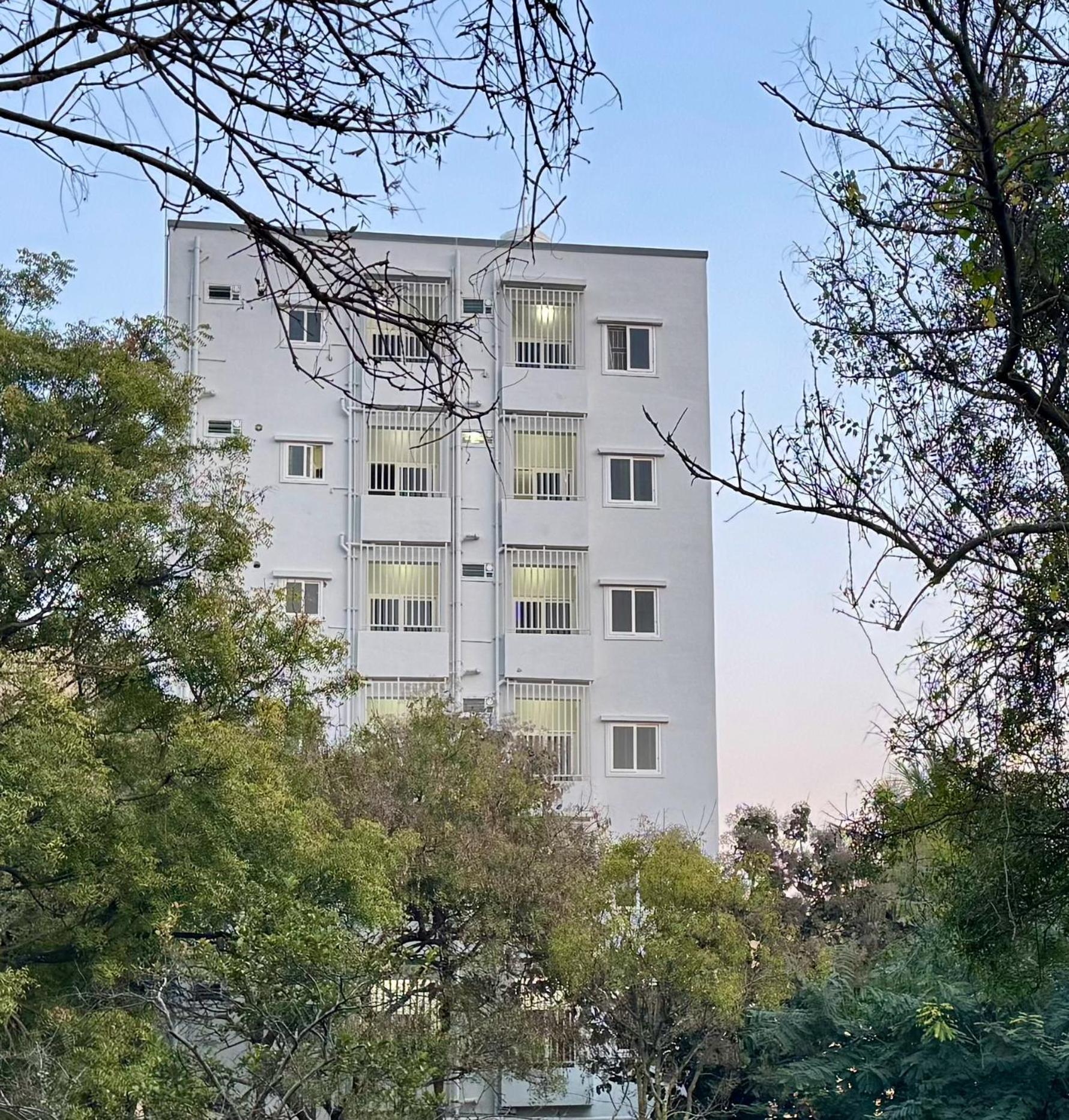 Truelife Whitefield - Premium 1 Bhk Apartments - Prime Location - Easy Access To Main Rd - Metro - Itpl - Fast Wifi - Kitchen - Smart Tv - Power Backup - Park - Garden Views Bengaluru Kültér fotó